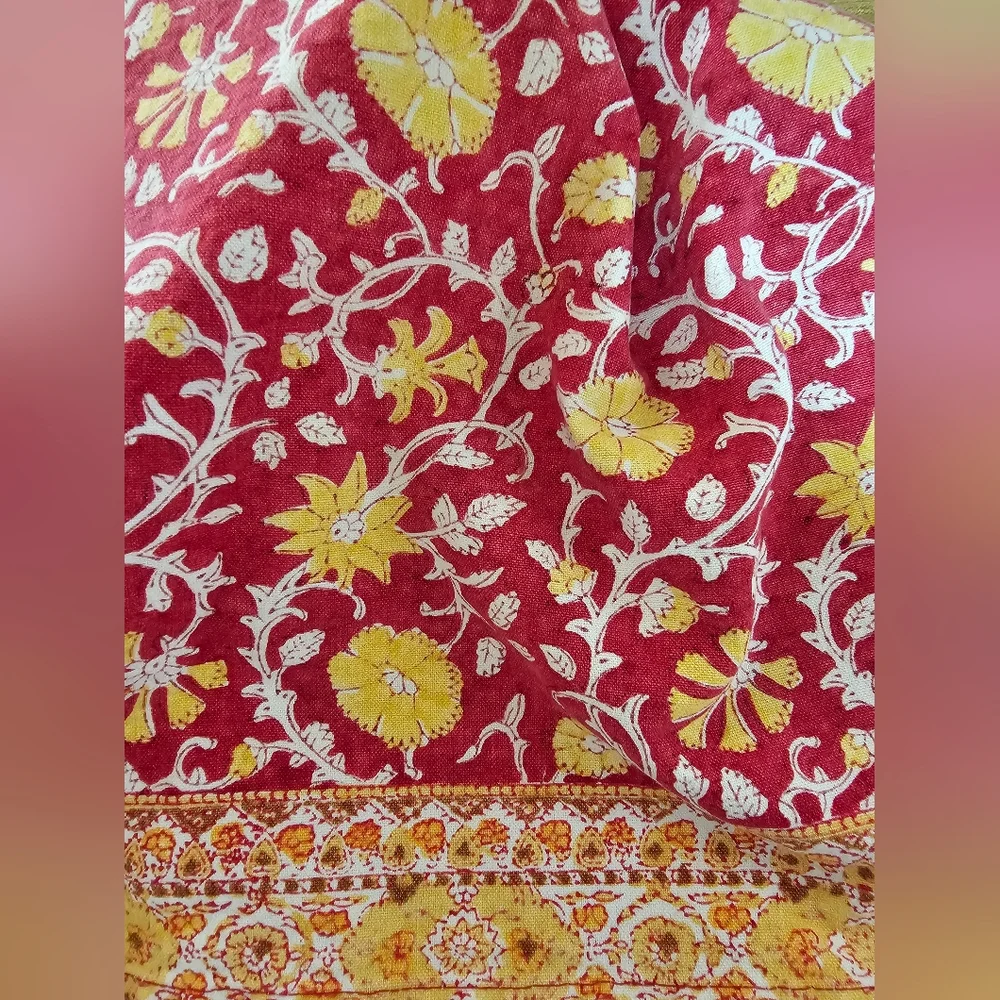 Pottery Barn French Country Red Yellow Floral Paisley Cotton Runner 16 X 90 EUC